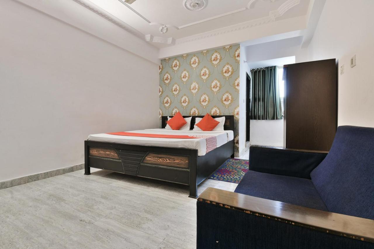 Oyo 72367 Green Home Residency ปัฏนา ภายนอก รูปภาพ